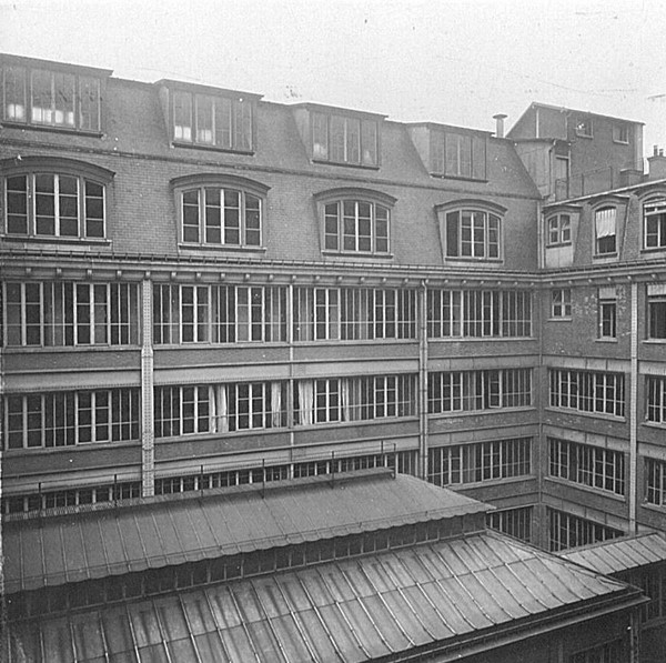 AII   Cours Albert Premier   05