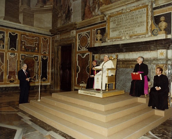 I   La Croix à Rome   11