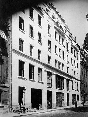 AIII   rue BAYARD   24